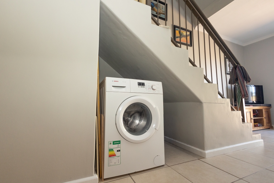 2 Bedroom Property for Sale in Vredelust Western Cape